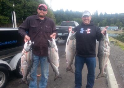 Limits of salmon caught in Oregon with Guide Brett Gesh